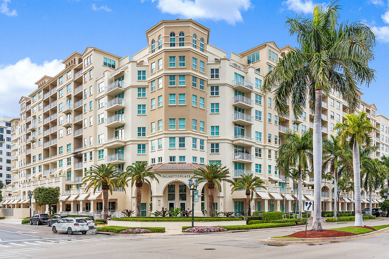 Palmetto Place Condos For Sale 99 SE Mizner Blvd, Boca Raton Florida